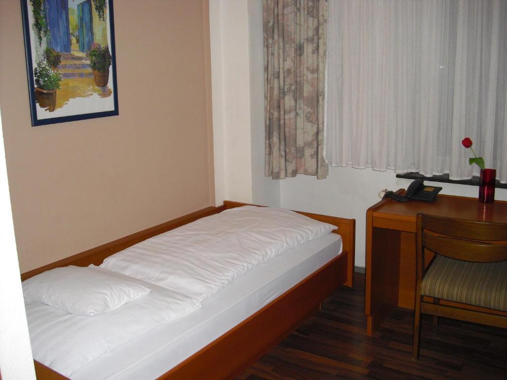 Parkhotel Eschweiler Szoba fotó